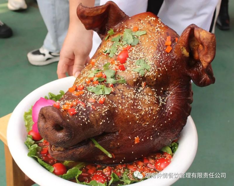 湖南鐘情餐飲管理有限責任公司,餐飲管理,鐘情餐飲管理,團體膳食,大學食堂,學院食堂,學校餐飲 湖南鐘情餐飲管理有限責任公司,餐飲管理,鐘情餐飲管理,團體膳食,大學食堂,學院食堂,學校餐飲